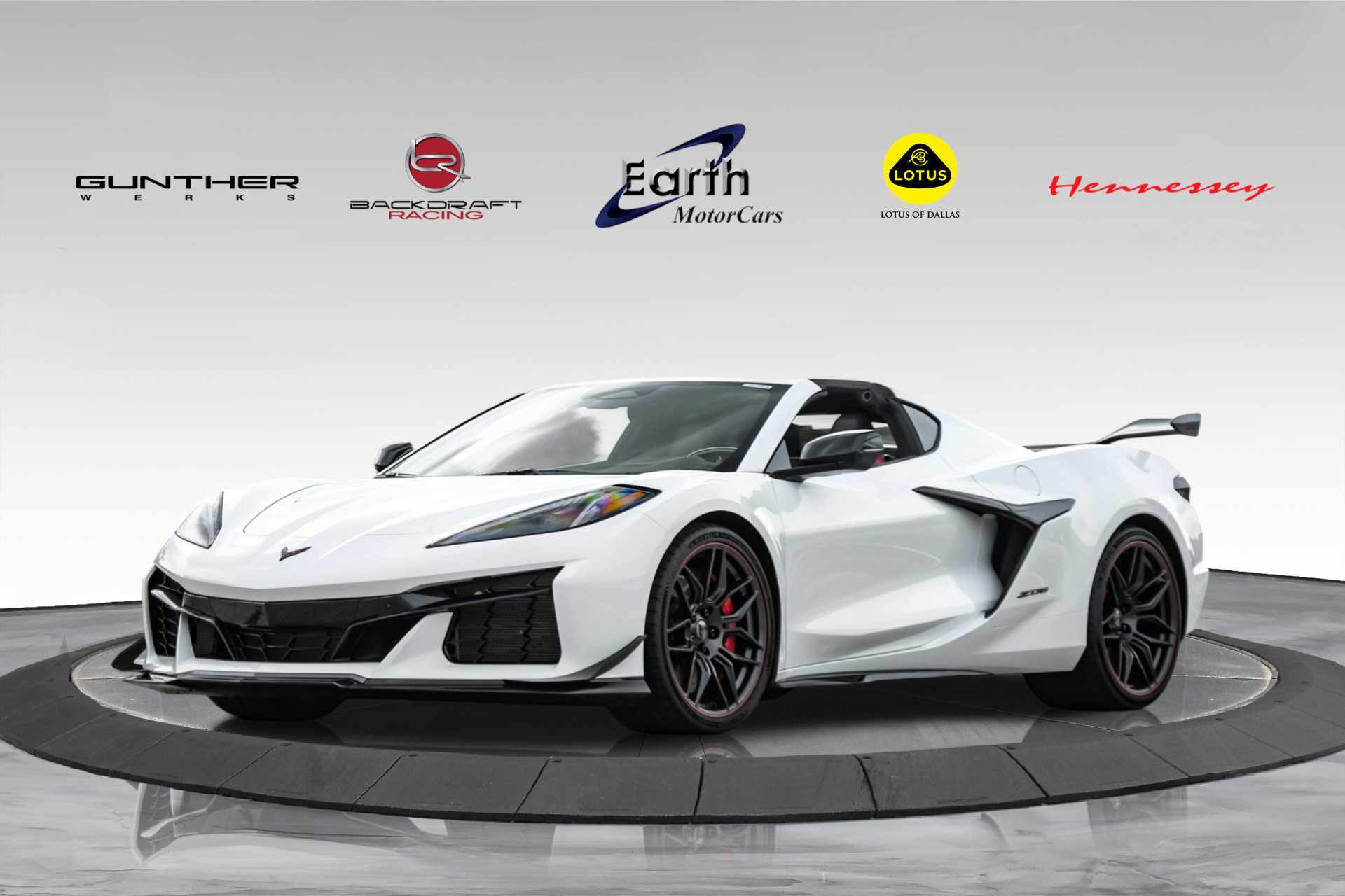 Used 2024 Chevrolet Corvette Z06 w/ Z07 Performance Package RWD image 1