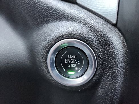 Used 2020 GMC Sierra 1500 Elevation w/ Elevation Value Package image 20