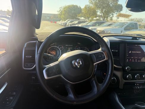 Used 2019 RAM 1500 Big Horn AWD/4WD image 5