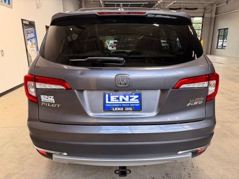 Used 2021 Honda Pilot Touring image 6