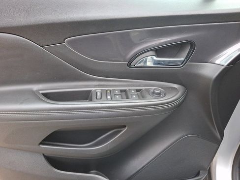 Used 2022 Buick Encore Preferred w/ Safety Package image 12