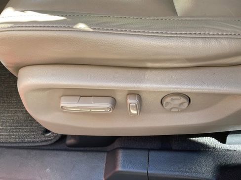 Certified 2022 Honda Odyssey Touring image 16