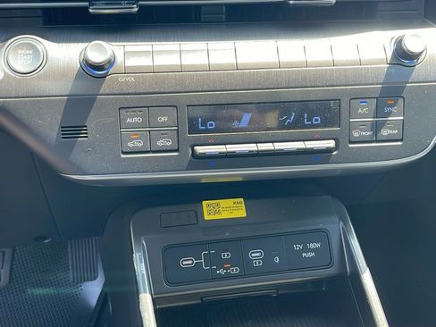 New 2025 Hyundai Kona SEL image 21