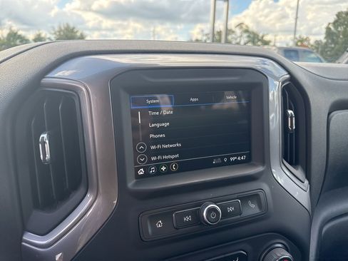 Used 2019 Chevrolet Silverado 1500 Custom w/ Custom Value Package image 14