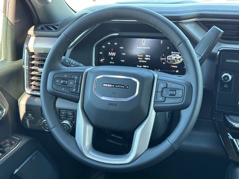 New 2026 GMC Sierra 2500 Denali w/ Denali Reserve Package image 24