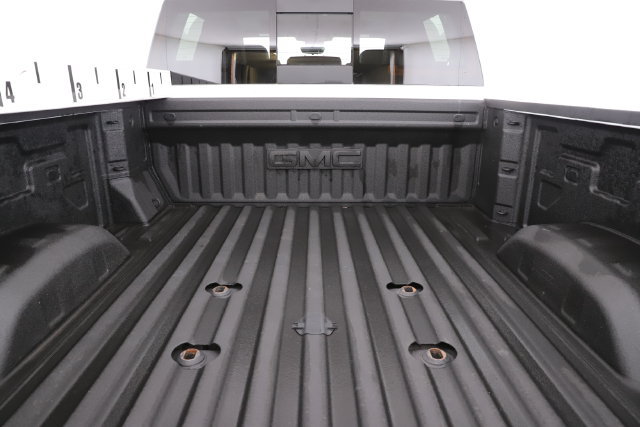 Used 2025 GMC Sierra 3500 AT4 w/ AT4 Premium Plus Package AWD/4WD image 32