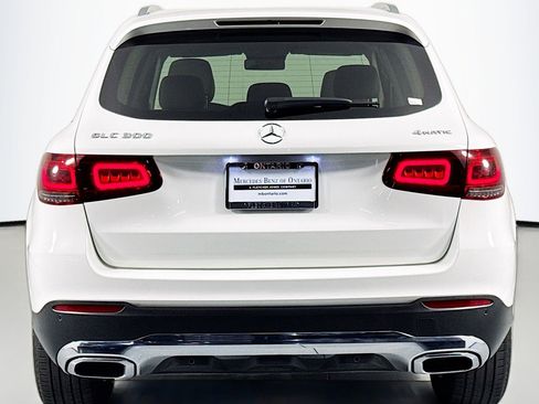 Used 2022 Mercedes-Benz GLC 300 4MATIC image 3