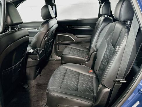 Used 2024 Kia Telluride EX X-Line AWD/4WD image 17