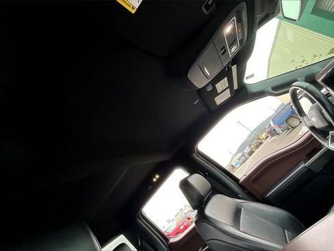 Used 2023 Ford F150 Lariat w/ FX4 Off-Road Package image 23