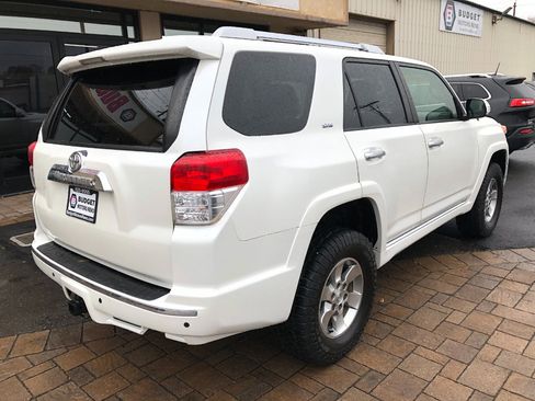 Used 2012 Toyota 4Runner SR5 image 2