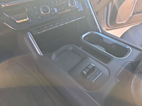 Used 2024 GMC Sierra 2500 Denali w/ Denali Reserve Package image 24