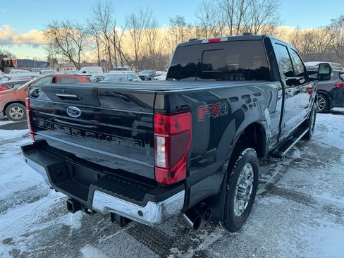Used 2020 Ford F350 Lariat w/ Lariat Ultimate Package image 4