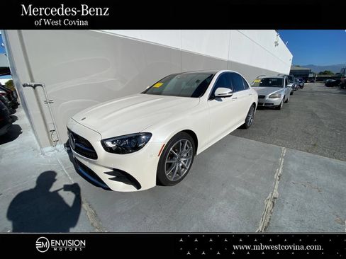 Used 2022 Mercedes-Benz E 450 4MATIC Sedan image 1