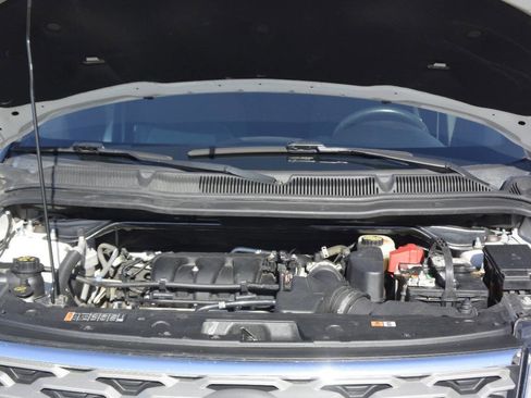 Used 2018 Ford Explorer XLT w/ Equipment Group 201A image 36