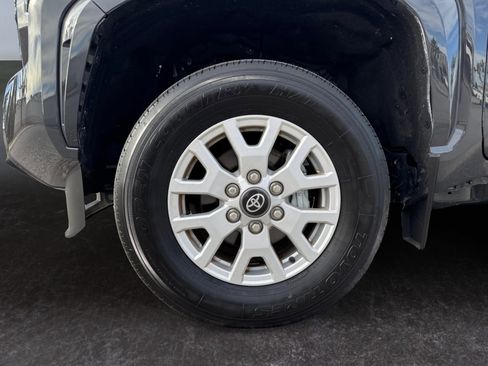 Used 2024 Toyota Tacoma SR5 image 9