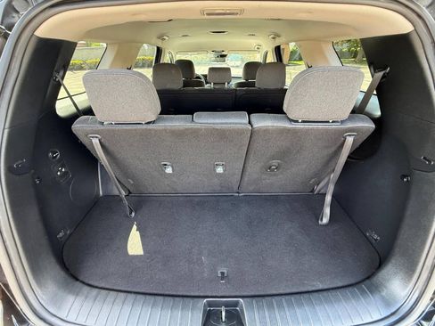 Used 2020 Hyundai Palisade SE FWD image 17