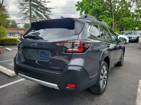 Certified 2023 Subaru Outback Limited AWD/4WD image 3