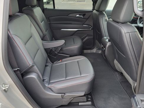 New 2026 Chevrolet Traverse Z71 image 11