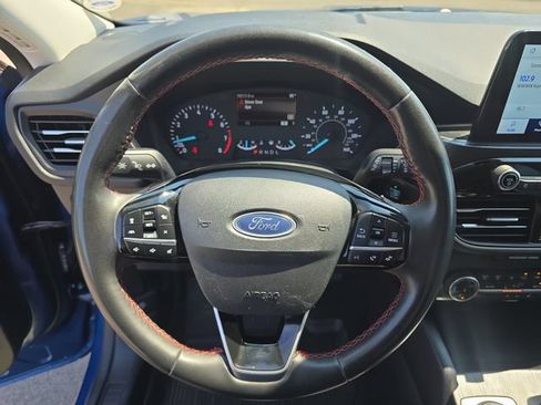 Certified 2022 Ford Escape SEL w/ SEL Stealth AWD Package image 15