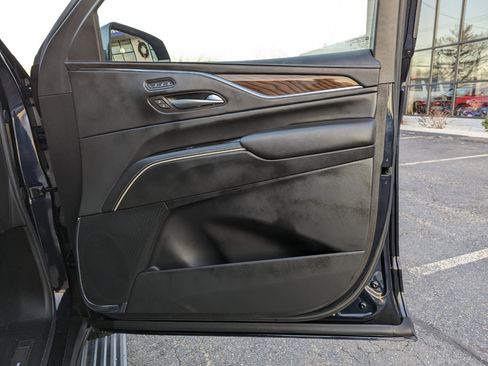 Used 2023 Cadillac Escalade Sport Platinum w/ LPO, Floor Liner Package image 29