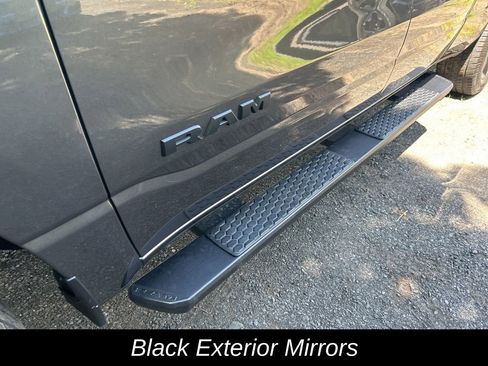 Used 2022 RAM 1500 Big Horn AWD/4WD image 38