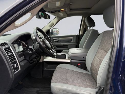 Used 2016 RAM 1500 Big Horn image 10