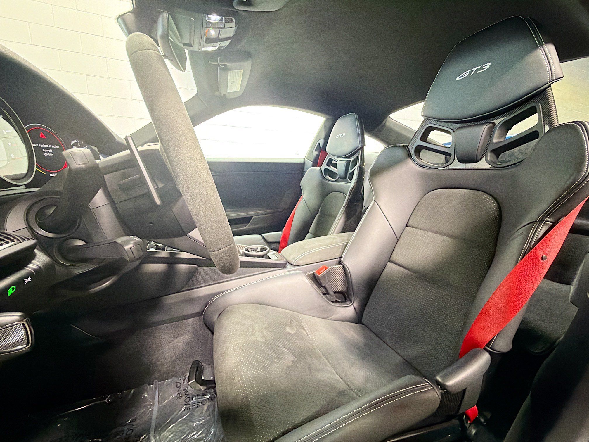 Certified 2024 Porsche 911 GT3 RWD image 5
