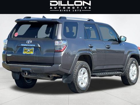 Used 2021 Toyota 4Runner SR5 Premium w/ Moonroof Package AWD/4WD image 4