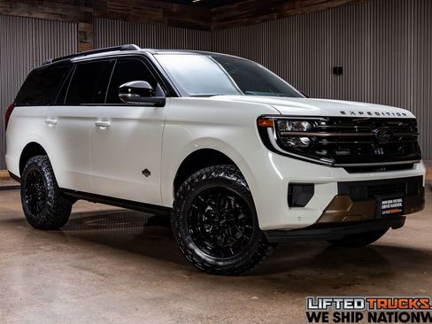 Used 2025 Ford Expedition King Ranch image 1