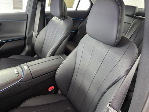 New 2025 Mercedes-Benz E 350 Sedan image 8