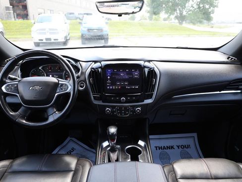 Used 2022 Chevrolet Traverse RS AWD/4WD image 14