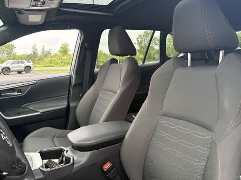 Used 2024 Toyota RAV4 SE w/ Weather & Moonroof Package AWD/4WD image 4