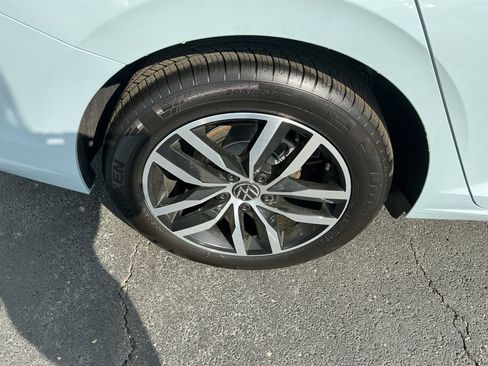 New 2026 Volkswagen Jetta SE FWD image 23
