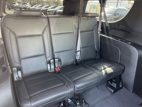 Used 2021 Chevrolet Suburban High Country image 13