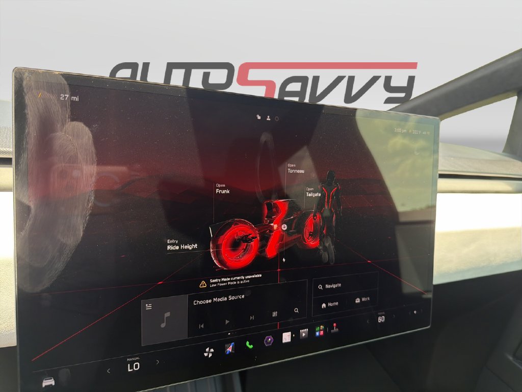 Used 2024 Tesla Cybertruck AWD Crew Cab image 13
