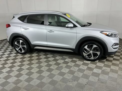 Used 2018 Hyundai Tucson Sport w/ Cargo Package AWD/4WD image 17