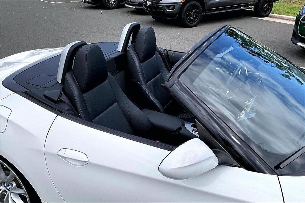 Used 2011 BMW Z4 sDrive35i RWD image 32