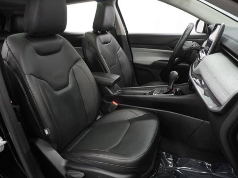 Certified 2022 Jeep Compass Latitude w/ Sun and Sound Group image 47