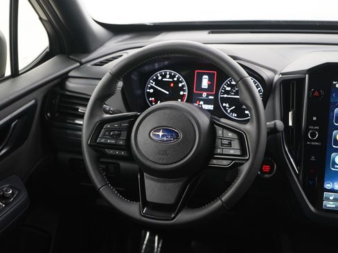 Used 2025 Subaru Forester Premium AWD/4WD image 14