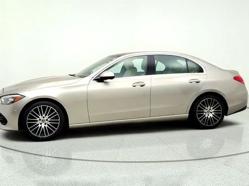 Used 2022 Mercedes-Benz C 300 4MATIC Sedan w/ Exclusive Trim Package image 8