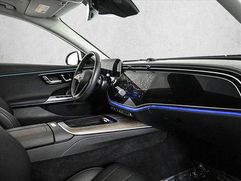 Certified 2025 Mercedes-Benz E 450 4MATIC Sedan w/ Multicontour Seating Package image 24