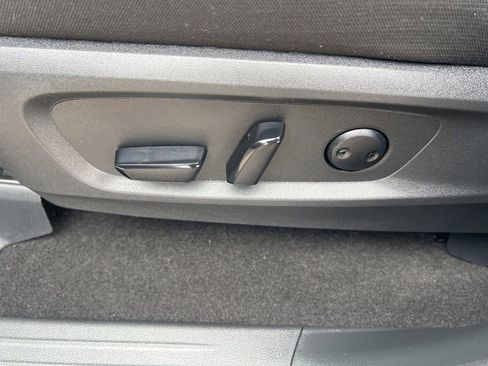 Certified 2024 Nissan Pathfinder SV w/ SV Premium Package AWD/4WD image 52