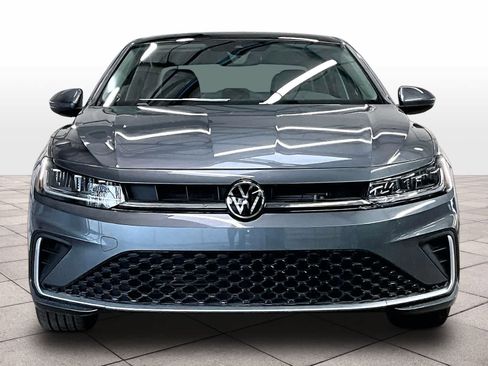 New 2026 Volkswagen Jetta SE image 5