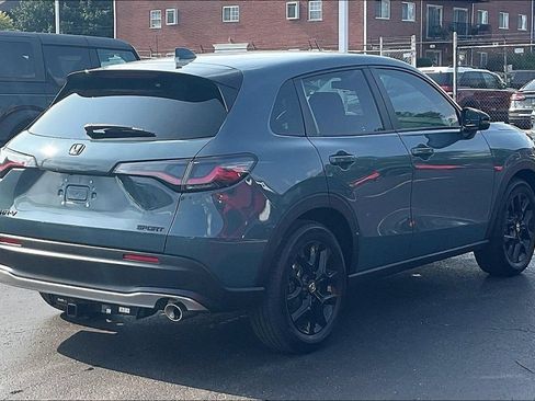 Used 2024 Honda HR-V Sport image 12