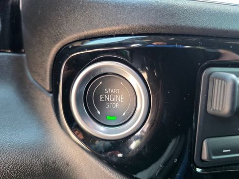 Certified 2025 Chevrolet Silverado 1500 LT RWD image 20