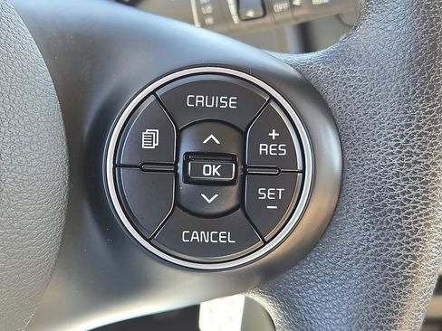 Certified 2022 Kia Soul LX w/ Technology Package image 30