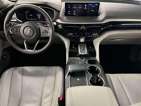 Used 2023 Acura MDX SH-AWD w/ Technology Package image 9
