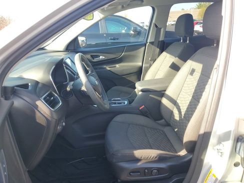 Used 2018 Chevrolet Equinox LT FWD image 5