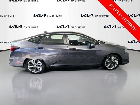 Used 2018 Honda Clarity Plug-In Hybrid image 9