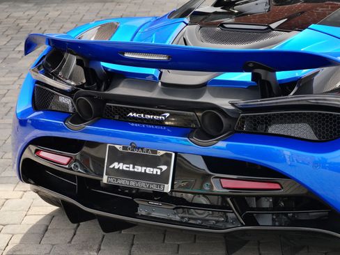 Used 2022 McLaren 720S Luxury RWD image 15